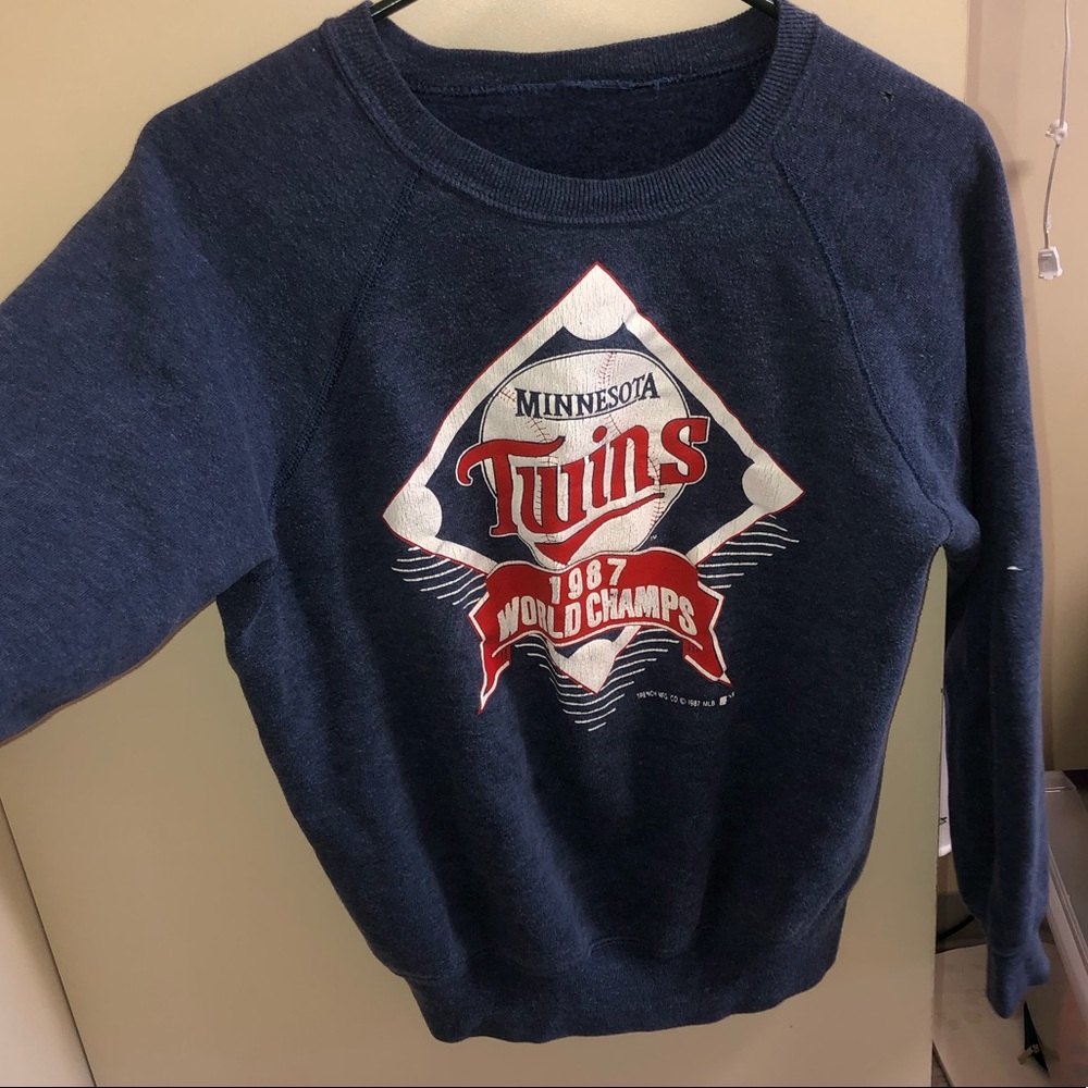 🔥twins crewneck